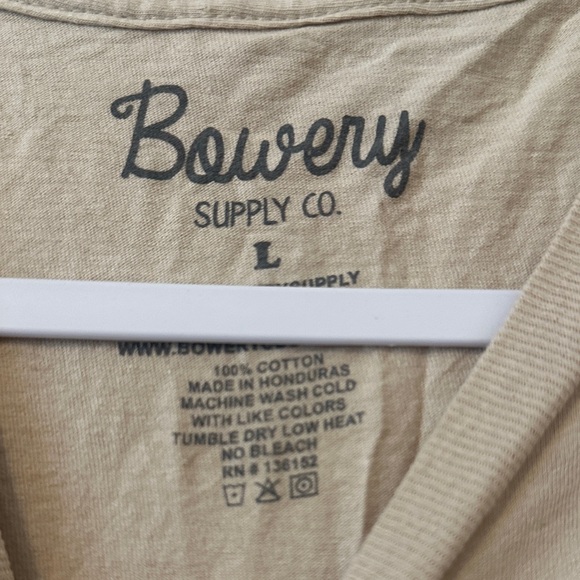 Muscle Racing Graphic Tee - Picture 2 of 3